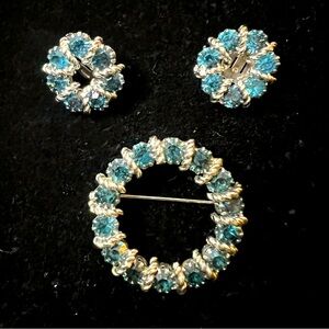 Weiss Blue & Clear Rhinestone Silver Tone Wreath Brooch & Clip Earrings Set